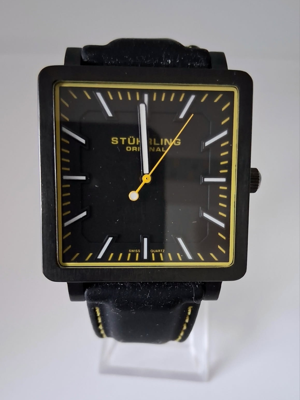 RARE Men's Stuhrling Sport Watch 38mm Excellent Condition